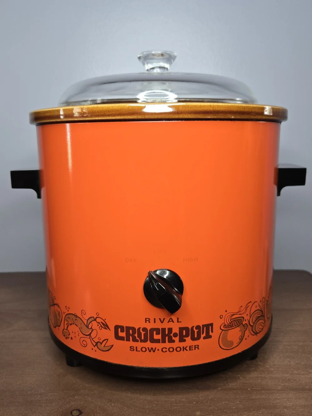 Vintage Rival Orange Crock-Pot With Glass Lid And Book, Very Nice
